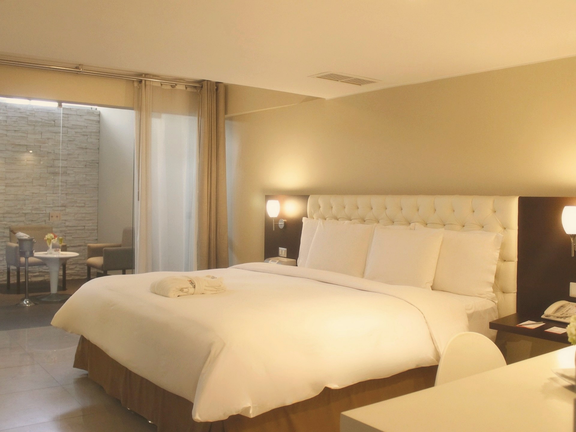 Grand Deluxe con sala y jacuzzi
